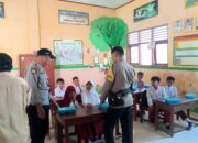 Polsek Madapangga Kawal Pemberian Makan Gratis Bergizi di Wilayah Kecamatan Madapangga