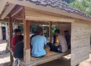 Bhabinkamtibmas Sekotong Gencar Edukasi Manfaatkan Pekarangan untuk Ketahanan Pangan